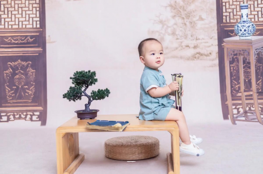 洛阳孕妇肚子上的黑线